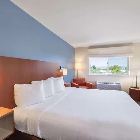 Hotel La Quinta By Wyndham Helena Extérieur photo